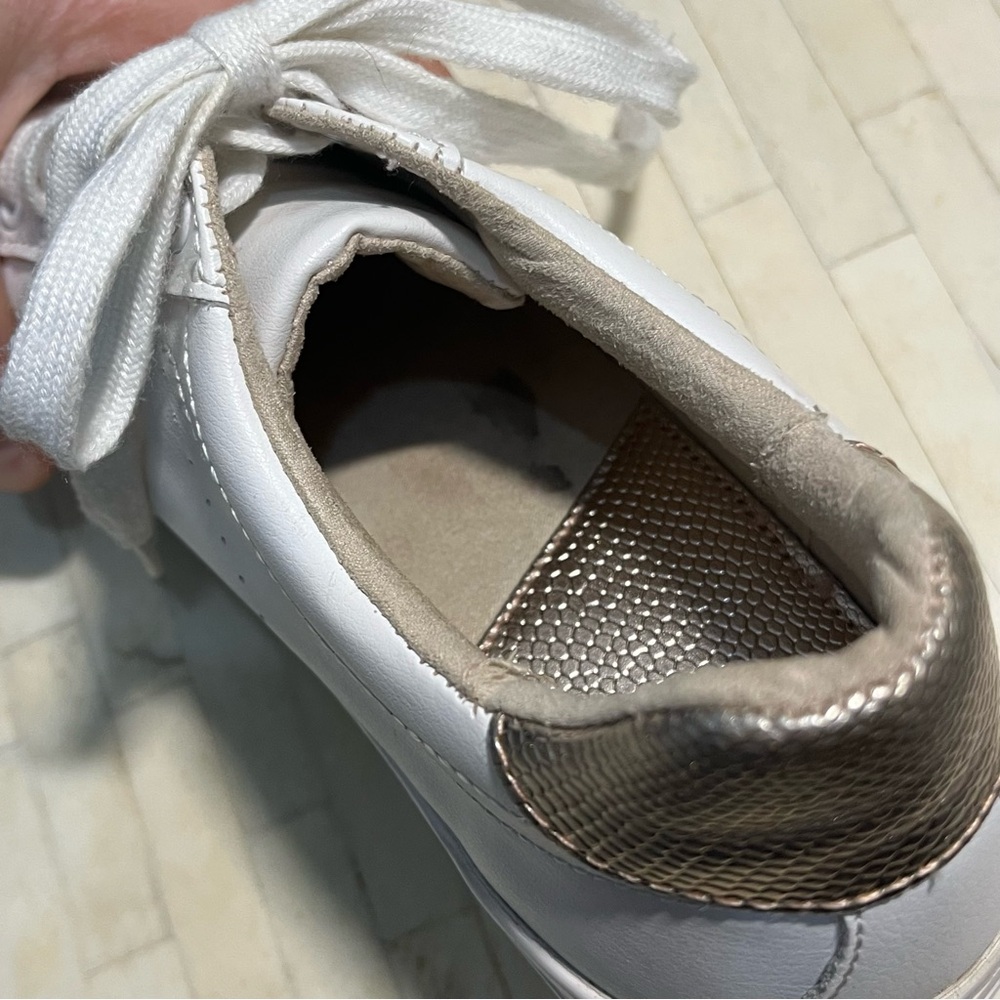 Bershka White Sneakers with Rose Gold Detail size 7 or EU 37 - Picture 9 of 11